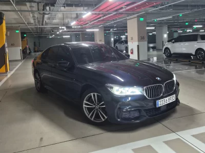 BMW 7-Series