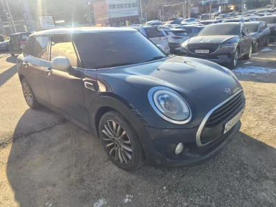MINI Clubman