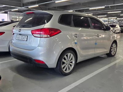 Kia Carens