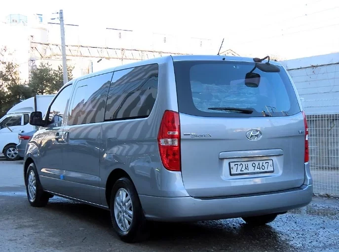 Hyundai Starex