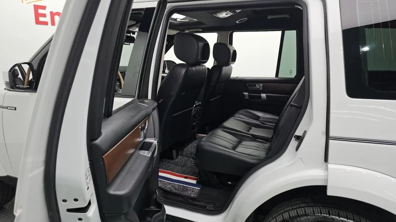 Land Rover DISCOVERY