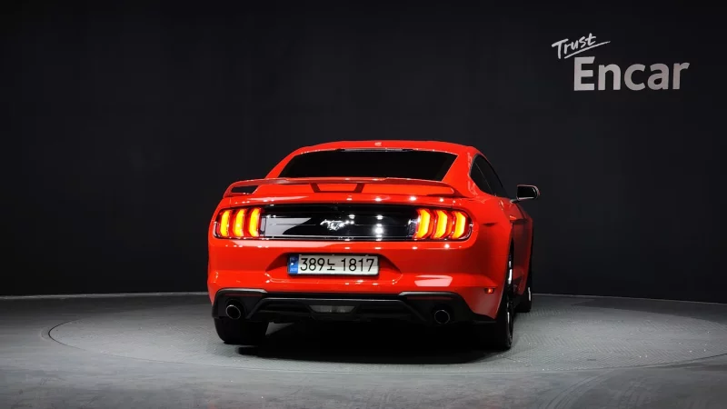 Ford MUSTANG