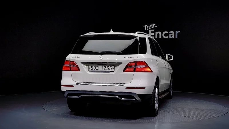 Mercedes-Benz M-class