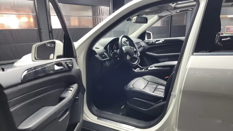 Mercedes-Benz M-class