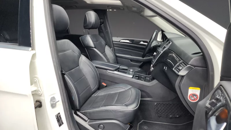 Mercedes-Benz M-class