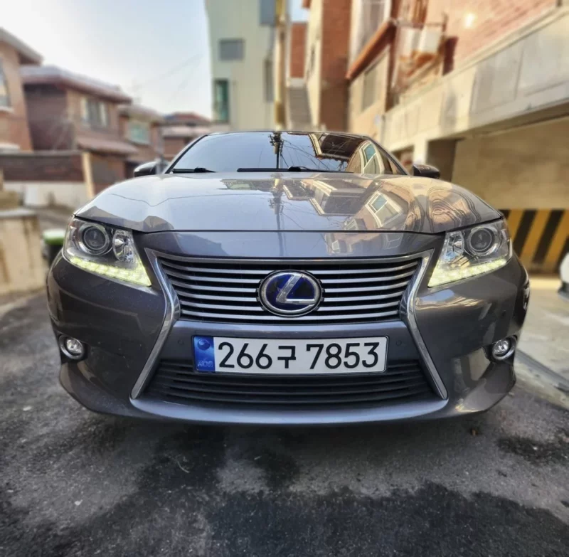 Lexus ES300h
