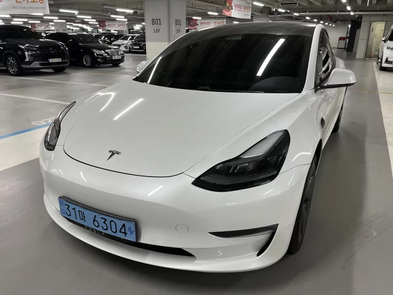 Tesla MODEL 3