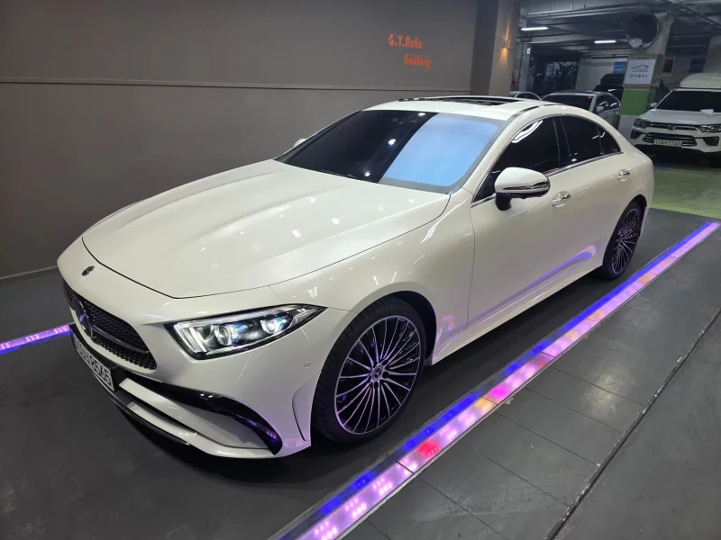 Mercedes-Benz CLS-Class