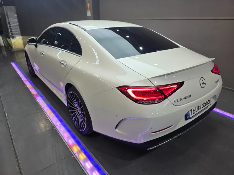 Mercedes-Benz CLS-Class