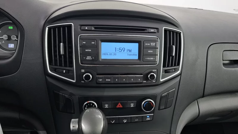 Hyundai Grand Starex