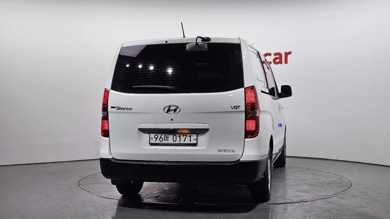 Hyundai Grand Starex