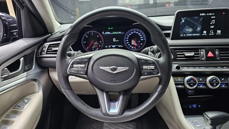 Genesis G70