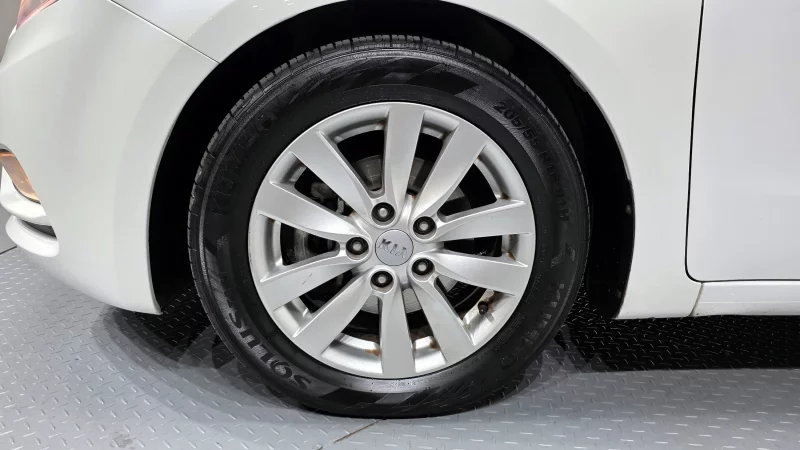 Kia K3