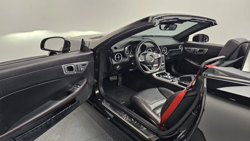 Mercedes-Benz SLC-Class