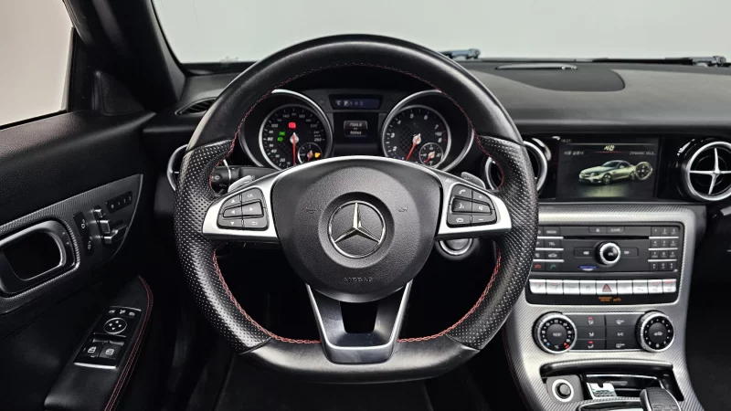 Mercedes-Benz SLC-Class