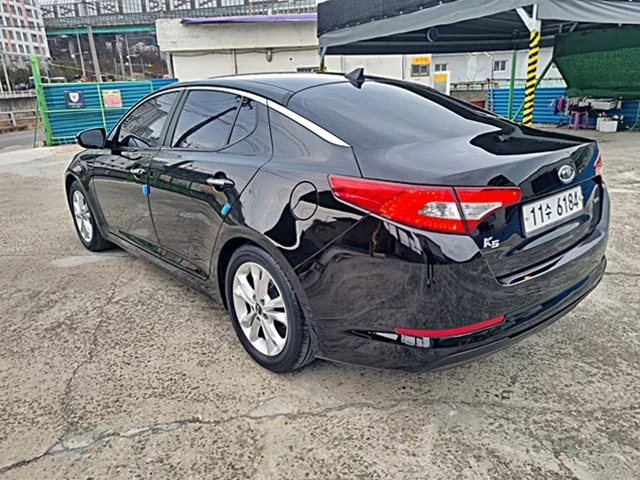 Kia K5