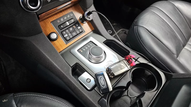 Land Rover DISCOVERY