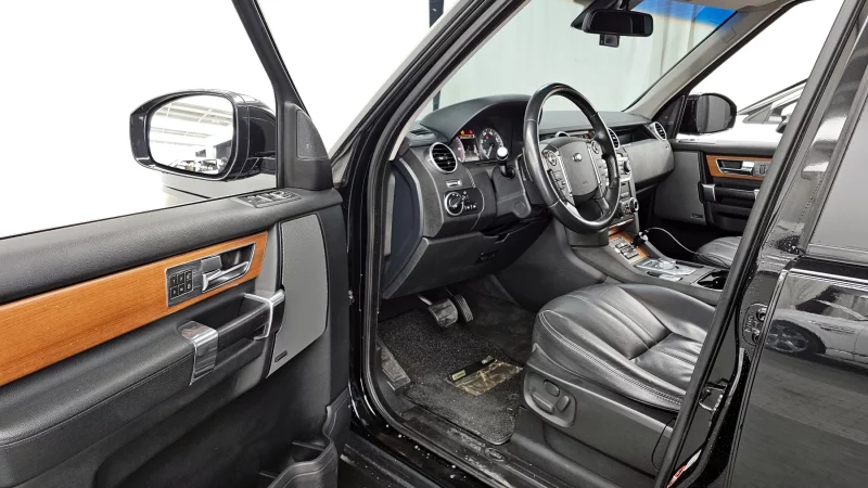 Land Rover DISCOVERY