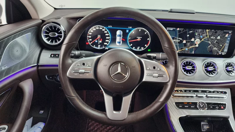 Mercedes-Benz CLS-Class