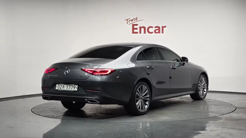 Mercedes-Benz CLS-Class