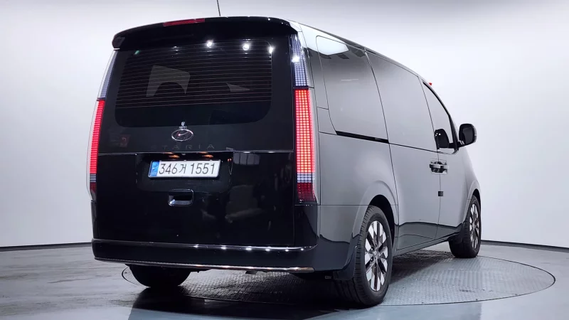 Hyundai Staria