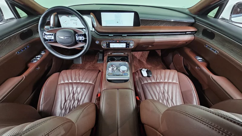 Genesis G90