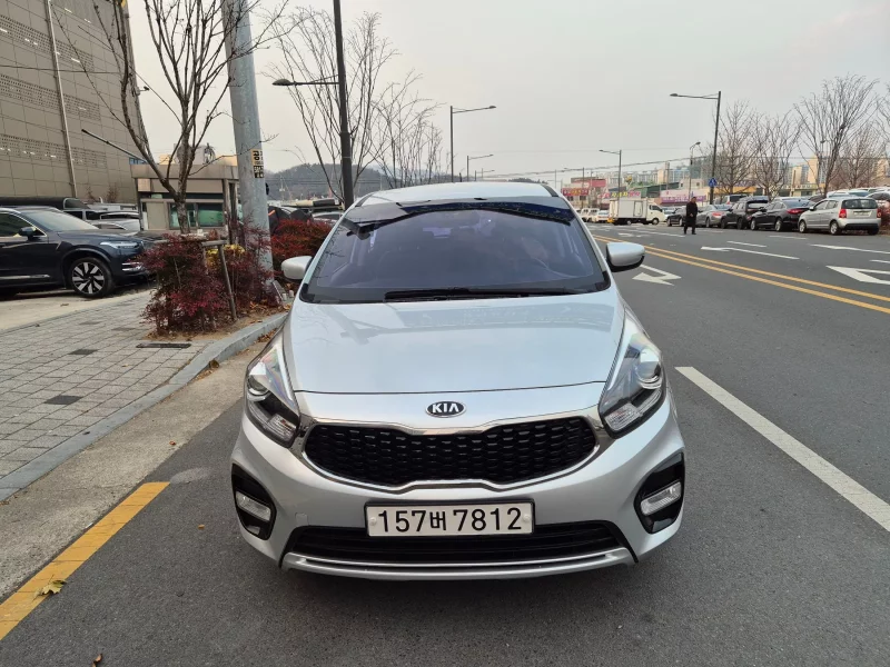 Kia Carens