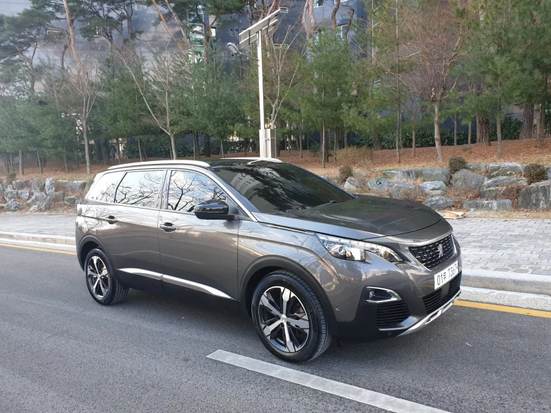Peugeot 5008