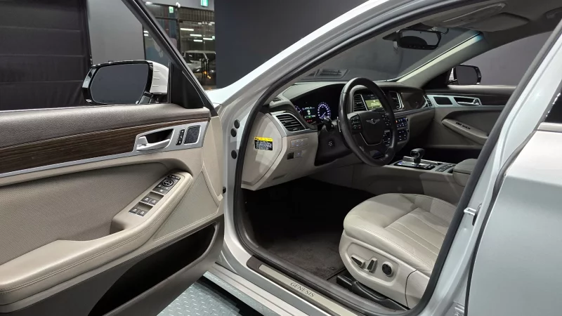 Genesis G80