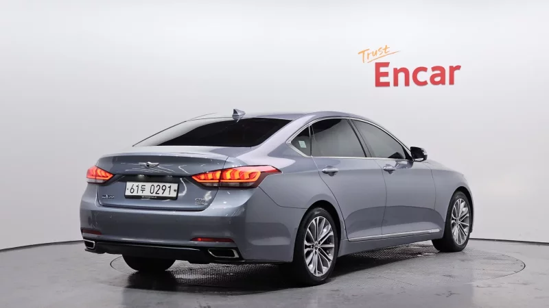 Hyundai Genesis