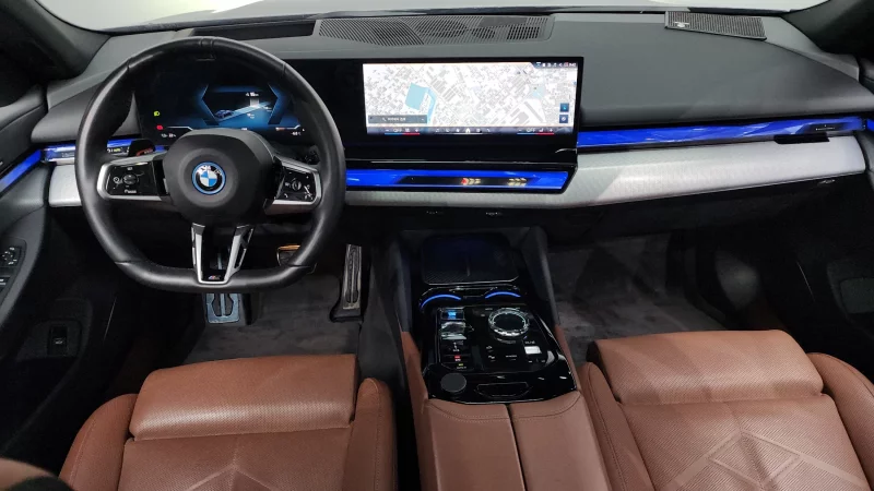BMW i5