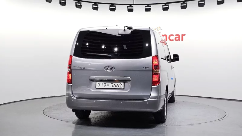 Hyundai Grand Starex