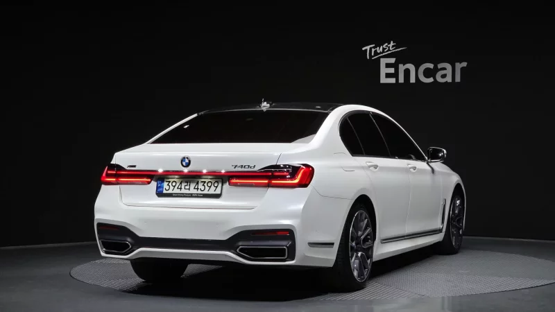 BMW 7-Series