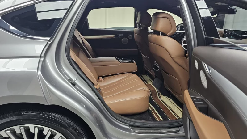 Genesis Electrified G80