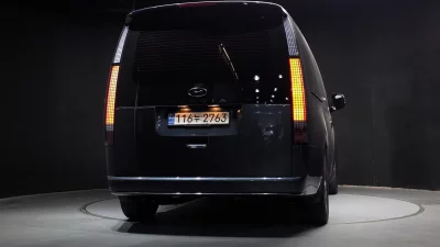 Hyundai Staria