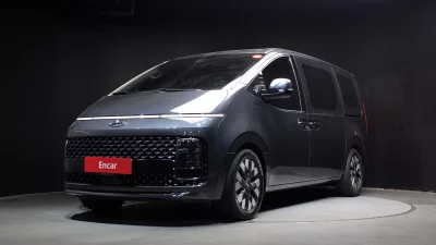 Hyundai Staria