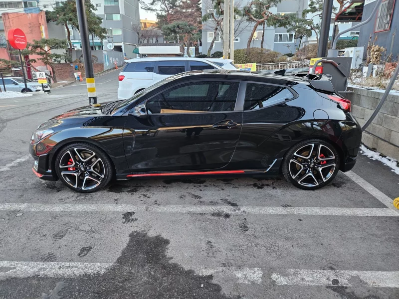 Hyundai Veloster
