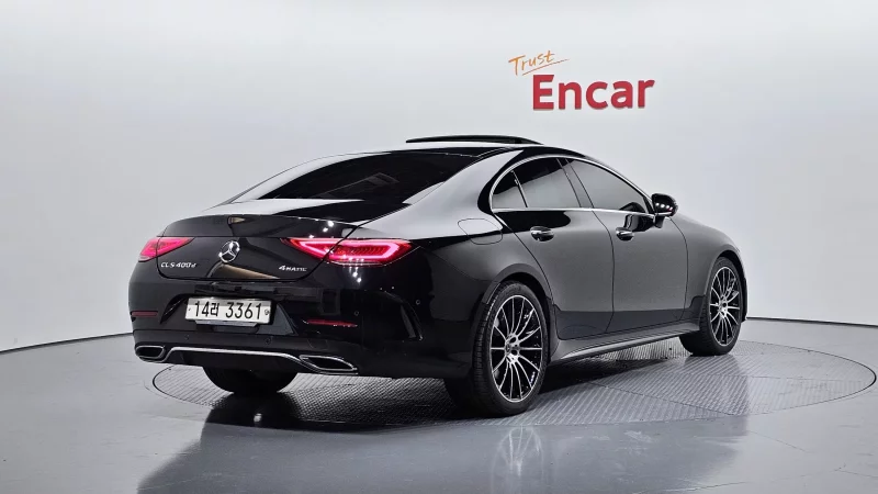 Mercedes-Benz CLS-Class