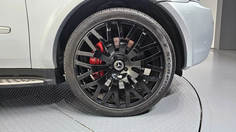 Mercedes-Benz M-class