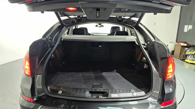 BMW 5-Series Gran Turismo