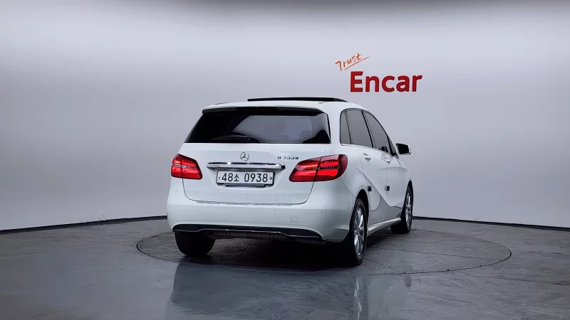 Mercedes-Benz B-Class