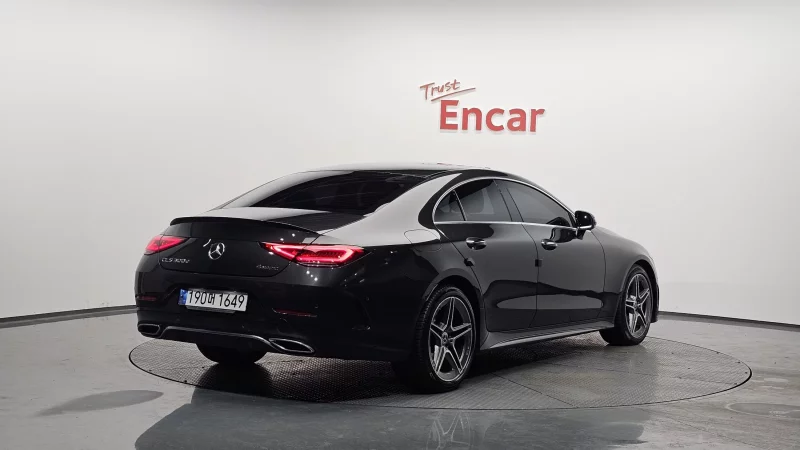 Mercedes-Benz CLS-Class