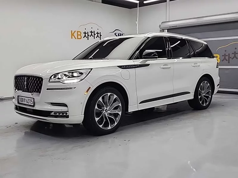 Lincoln AVIATOR