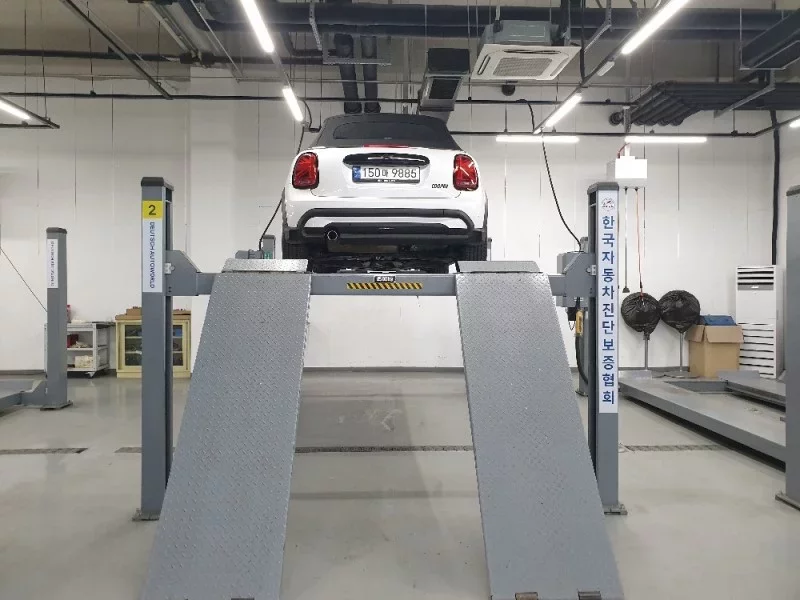 MINI Cooper Convertible