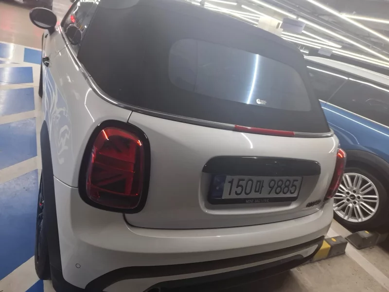 MINI Cooper Convertible