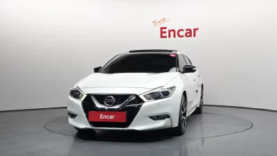 Nissan MAXIMA