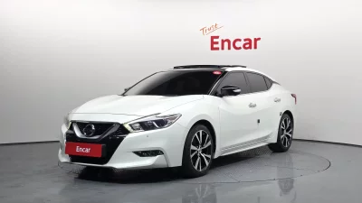 Nissan MAXIMA