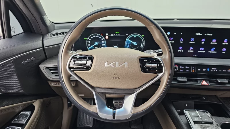 Kia K8
