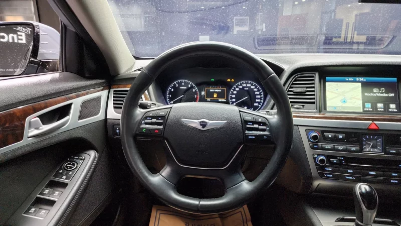 Hyundai Genesis