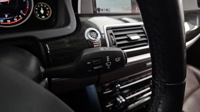 BMW 5-Series Gran Turismo